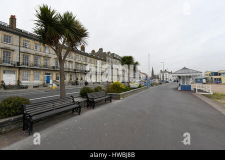 Weymouth, Dorset, UK. 20. März 2017. Großbritannien Wetter. Die Esplanade an einem kalten, bewölkten und luftigen Tag in das Seebad Weymouth in Dorset. Bildnachweis: Graham Hunt/Alamy Live-Nachrichten Stockfoto