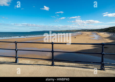 Filey Beach, North Yorkshire. Ein beliebter Badeort an der Nord-Osten Englands. Stockfoto