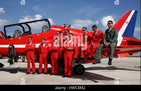 Die Royal Air Force Red Arrows in Malta Stockfoto