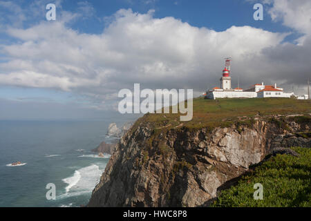 Sintra, Portugal: Cabo da Roca Leuchtturm an der westlichste Punkt von Festland-Portugal und Kontinentaleuropa. Stockfoto