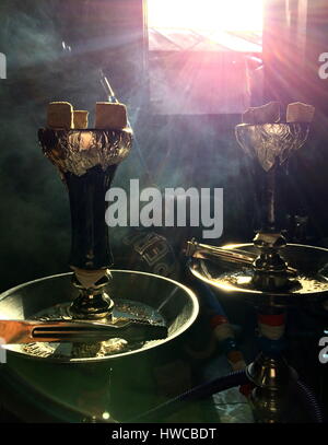 Eine Shisha (Wasserpfeife) bar Lounge-Interieur Stockfoto