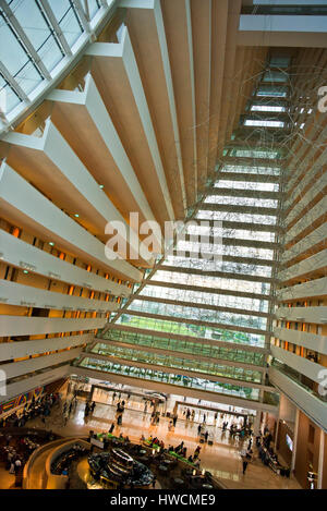 Vertikale innere das Marina Bay Sands Hotel in Singapur. Stockfoto