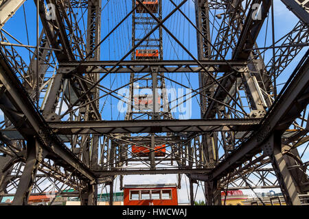 Eines der Wahrzeichen von Wien in Österreich ist der große Wagen im Prater, Eines der Wahrzeichen von Wien in Österreich ist Das Riesenrad Im Prater Stockfoto