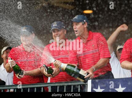 AZINGER & USA TEAM feiern 37TH RYDER CUP VALHALLA LOUISVILLE KENTUCKY USA 21. September 2008 Stockfoto