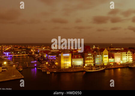 Curacao die Skyline in der Dämmerung Stockfoto