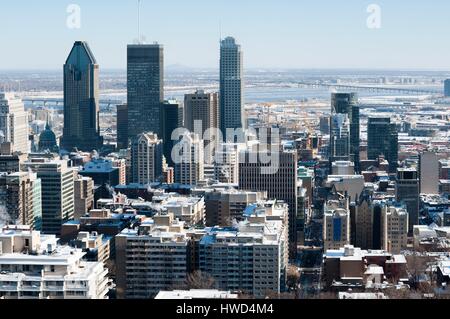 Kanada, Quebec, Montreal, Montreal und seinen Wolkenkratzern aus der Sicht des Mount Royal im winter Stockfoto