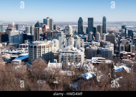 Kanada, Quebec, Montreal, Montreal und seinen Wolkenkratzern aus der Sicht des Mount Royal im winter Stockfoto