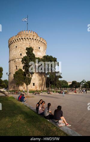Griechenland, Mazedonien Zentralregion, Thessaloniki, Blick mit The White Tower Stockfoto