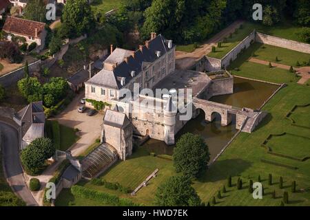 Frankreich, Loir et Cher, Loire-Tal, aufgeführt als UNESCO-Welterbe, Saint-Denis-Sur Loire-Schloss (Luftbild) Stockfoto