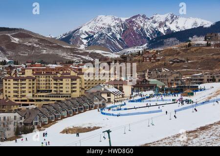 USA, Colorado, Crested Butte, Mount Haubenmeise Butte Ski Village, erhöht, Ansicht Stockfoto