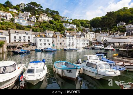 Großbritannien, Cornwall, Polperro, Angelboote/Fischerboote im Hafen von Polperro Stockfoto