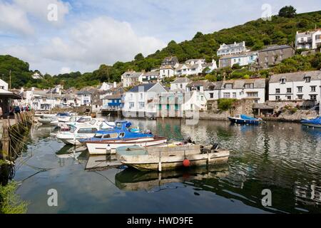 Großbritannien, Cornwall, Polperro, Angelboote/Fischerboote im Hafen von Polperro Stockfoto