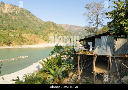 Baraha Chhetra Tempelbezirk mit Saptakoshi Fluss in Sunsari Nepal Stockfoto