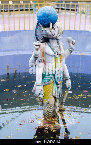 Baraha Chhetra Tempelbezirk mit Saptakoshi Fluss in Sunsari Nepal Stockfoto