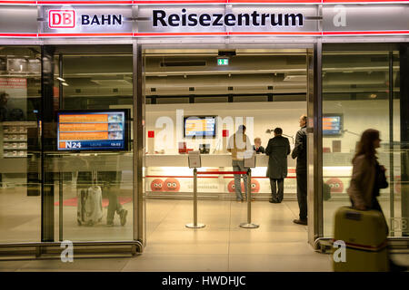 Frankfurt, Deutschland, Reisebüro der Deutschen Bahn AG am Flughafen Frankfurt Stockfoto