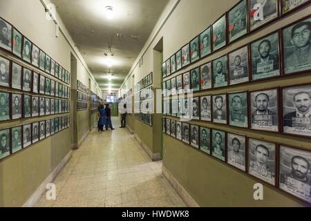 Iran, Teheran, Iran Ebrat Museum, ehemalige Gefängnis für politische Gefangene der Schah Geheimpolizei SAVAK, Fotos von ehemaligen Häftlingen Stockfoto