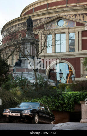 1976 Citroen CX Prestige in der Royal Albert Hall London UK Stockfoto