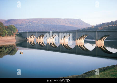 Ashopton-Viadukt, Ladybower Vorratsbehälter, Derbyshire, Peak District Stockfoto