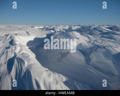 Kinder Scout, Peak District, Derbyshire, unter Schnee Stockfoto