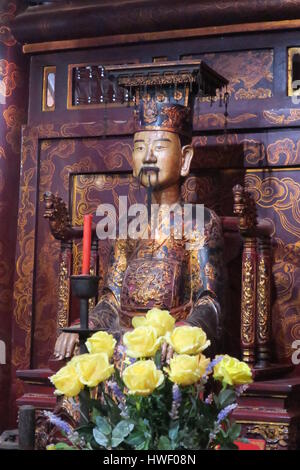 Tempel der Đinh Tiên Hoàng in Hoa Lư, wurde in der Nähe von Zentrum der antiken Hauptstadt gebaut, um Dinh Bo Linh, der erste Kaiser von Vietnam zu Ehren Stockfoto