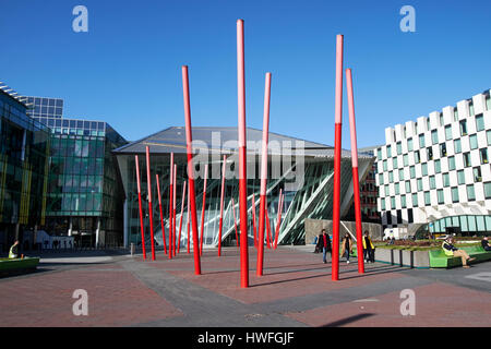 Grand Canal Square und Bord Gais Energie Theater Docklands Dublin Irland Stockfoto