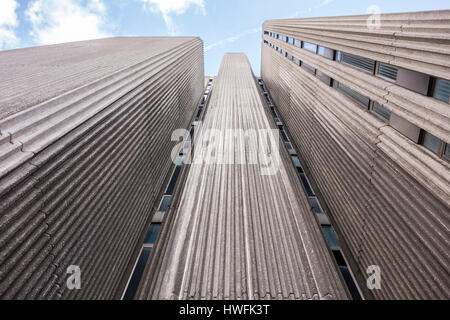 Sampson Haus, 64 Hopton Street, London, UK. Brutalismus, Brutalismus, Fitzroy Robinson & Partner für Lloyds Bank entworfen hat. Stockfoto