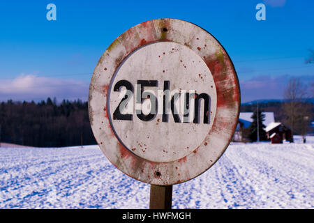 Straßenschild in Norwegen Stockfoto