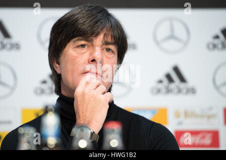 Dortmund, Deutschland. 21. März 2017. Deutsche Trainer Joachim Loew während einer Pressekonferenz des deutschen Fußball-Nationalmannschaft in Dortmund, Deutschland, 21. März 2017. Die deutsche Nationalmannschaft trifft England in ein bevorstehendes Spiel auf der 22. März 2017. Foto: Marius Becker/Dpa/Alamy Live News Stockfoto