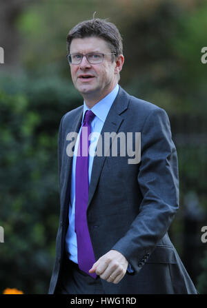 London, Großbritannien. 21 Mär, 2017. Greg Clark Staatssekretär für Wirtschaft, Energie und industrielle Strategie betrachtet, die Teilnahme an der wöchentlichen Kabinettssitzung in Downing Street. Credit: Wfpa/alamy leben Nachrichten Stockfoto