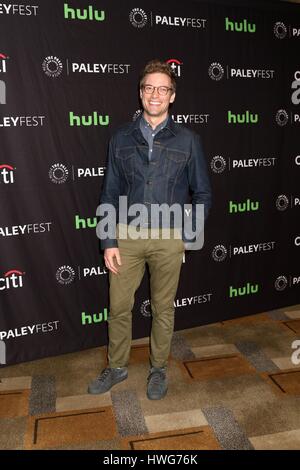 Los Angeles, CA, USA. 21. März 2017. Barrett Foa im Ankunftsbereich für NCIS: LOS ANGELES am 34th Annual Paleyfest Los Angeles, der Dolby Theater in Hollywood und Highland Center, Los Angeles, CA 21. März 2017. Bildnachweis: Priscilla Grant/Everett Collection/Alamy Live-Nachrichten Stockfoto