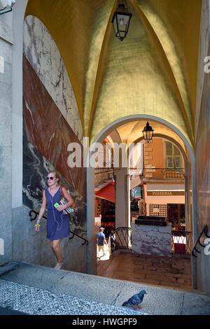 Altstadt, La Porte Fausse (falsche Tor), Nizza, Alpes Maritimes, Frankreich Stockfoto