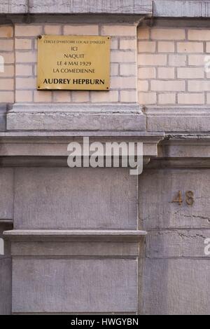 Belgien, Brüssel, Geburtsort von US-Schauspielerin Audrey Hepburn, Schilder auf ihre Familie zu Hause auf Rue Keyenveld Stockfoto