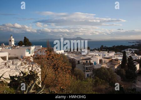 Tunesien, Sidi Bou Said, erhöhten Blick auf die Stadt Stockfoto