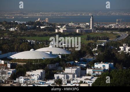 Tunesien, Sidi Bou Said, erhöhten Blick auf die Stadt in Richtung Tunis Stockfoto