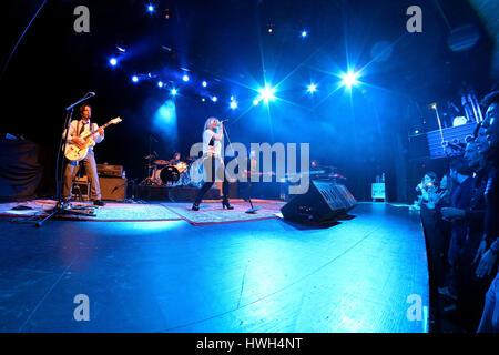 BARCELONA - 28 FEB: Amaia Montero (Künstler) Konzert in Barts Stadium am 28. Februar 2015 in Barcelona, Spanien. Stockfoto