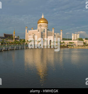 Sultan Omar Ali Saifuddin Moschee in Bandar Seri Begawan, Brunei Stockfoto