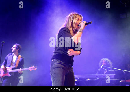 BARCELONA - 28 FEB: Amaia Montero (Künstler) Konzert in Barts Stadium am 28. Februar 2015 in Barcelona, Spanien. Stockfoto