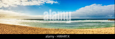 Gris Strand bei Sonnenaufgang. Mauritius. Panorama Stockfoto