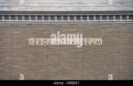 Pergamonmuseum, Museumsinsel, Mitte, Berlin, Deutschland Stockfoto