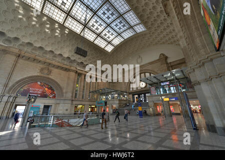 Eingangshalle, Hauptbahnhof, Leipzig, Sachsen, Deutschland Stockfoto