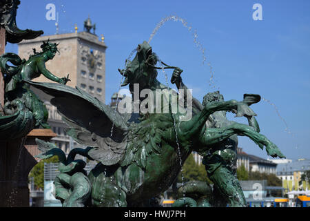 Mendebrunnen, Augustplatz, Leipzig, Sachsen, Deutschland Stockfoto