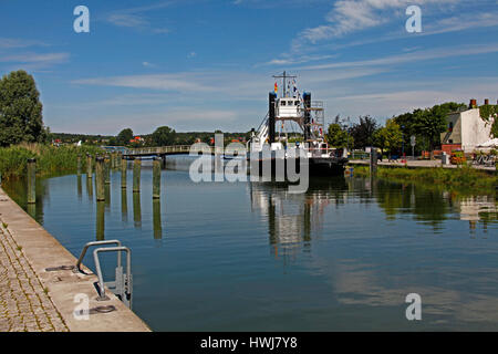 Fähre Stralsund, Fluss Peenestrom, Wolgast, Mecklenburg-West Pomerania, Deutschland Stockfoto