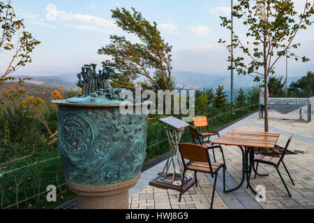 Kok-Tobe Erholungsgebiet, Blick über die Hügel von Almaty, Kasachstan, Zentralasien Stockfoto