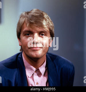 Deutscher Komiker, Wis und Moderator Hape Kerkeling, Deutschland 1980er Jahre. Deutsche Comedian, Schauspieler und TV-Moderator Hape Kerkeling, Deutschland der 80er Jahre. Stockfoto