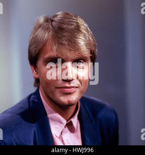 Deutscher Komiker, Wis und Moderator Hape Kerkeling, Deutschland 1980er Jahre. Deutsche Comedian, Schauspieler und TV-Moderator Hape Kerkeling, Deutschland der 80er Jahre. Stockfoto