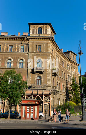 Altbau, Kodaly Koeroend, Budapest, Ungarn Stockfoto