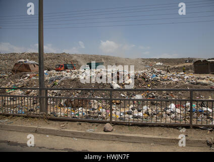 LKW in Koshe-Müllkippe, Addis Abeba Region, Addis Ababa, Äthiopien Stockfoto