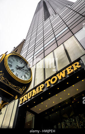 Fassade des Trump Tower, Residenz des Präsidenten wählen Donald Trump Stockfoto