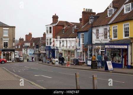 Lymington Markt Küstenstadt im zeitigen Frühjahr, Hampshire, England Stockfoto