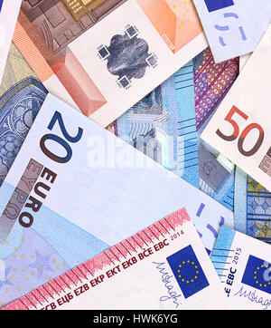 Euro Geld Banknoten verschiedener Konfessionen abstrakten Hintergrund. Stockfoto